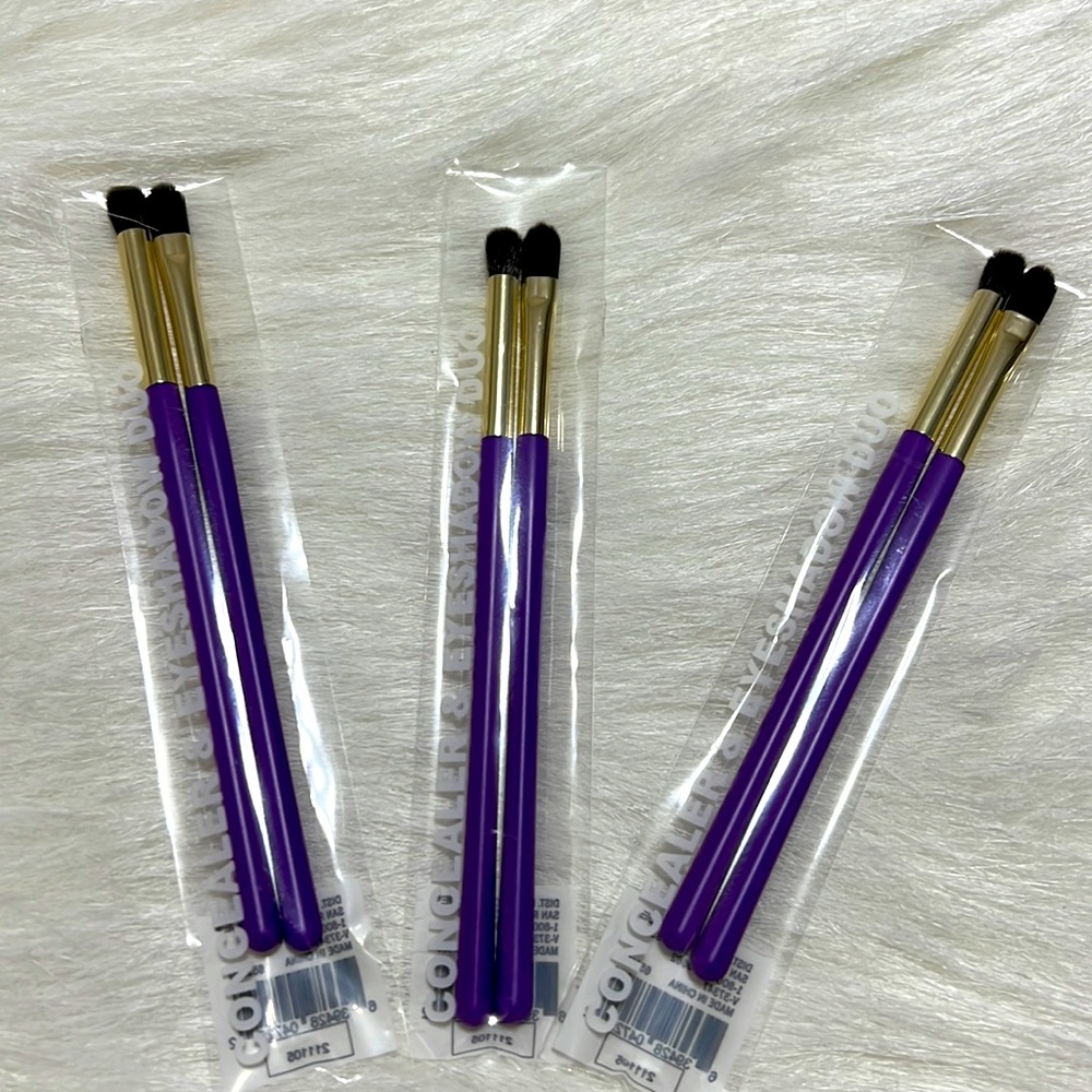 Concealer & Eyeshadow duo